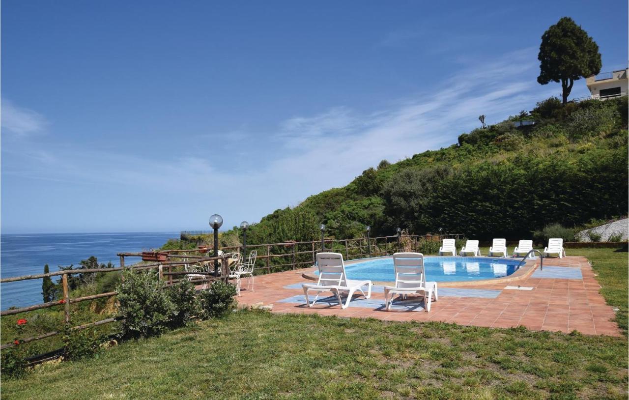 Villa Alessandra Altavilla Milicia Luaran gambar